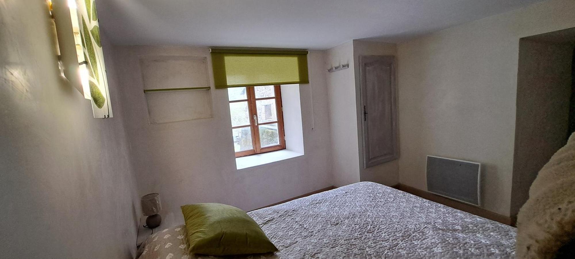 Chez Maxime Apartment Fraissinet-de-Fourques ภายนอก รูปภาพ